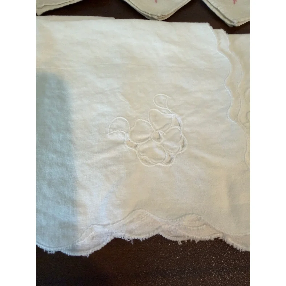 Vintage Hand Embroidered Linen Napkin Set Pink Floral Scalloped White 7pc Mixed